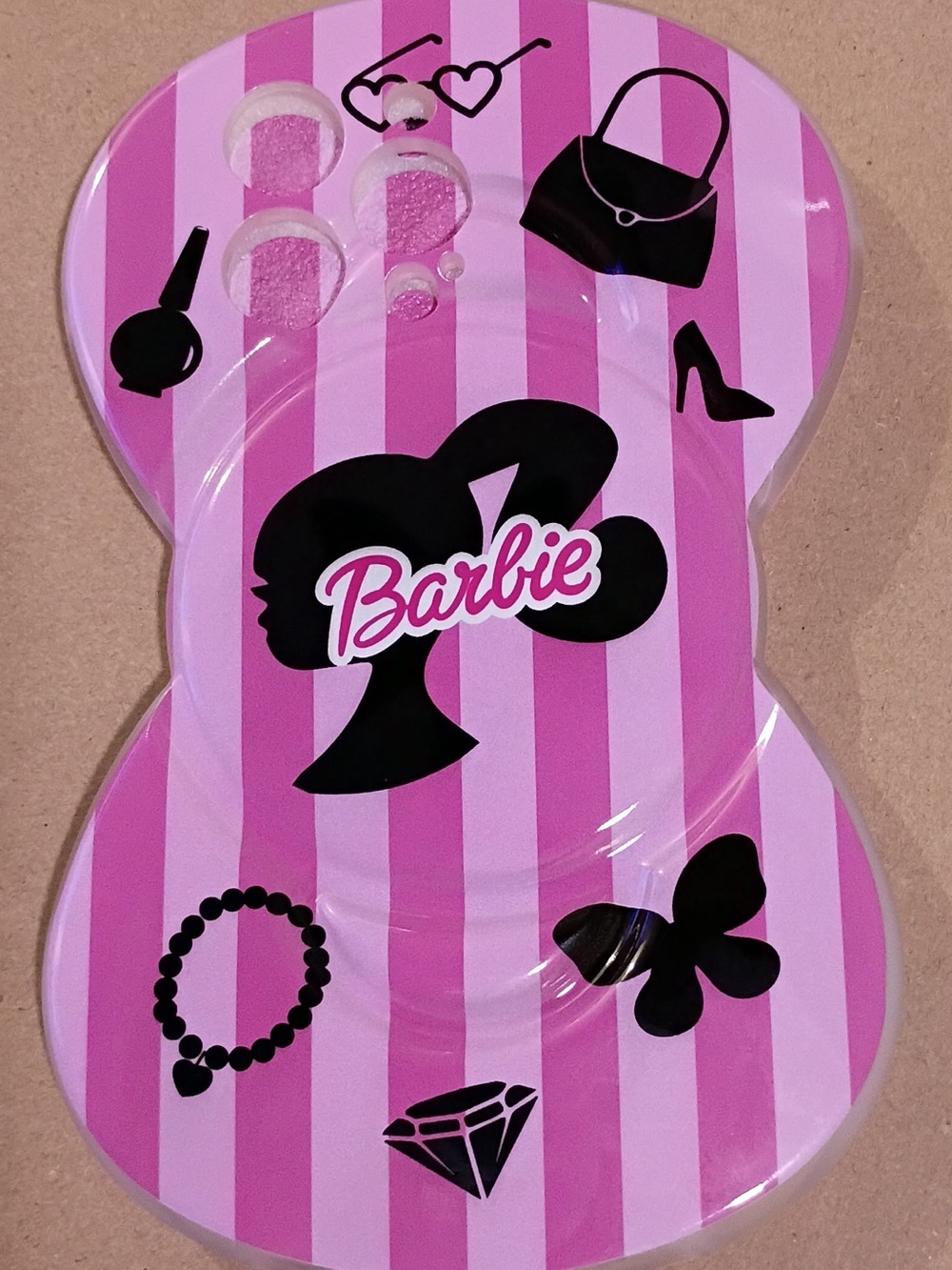 Fashionista Pink Phone Case 16 pro max